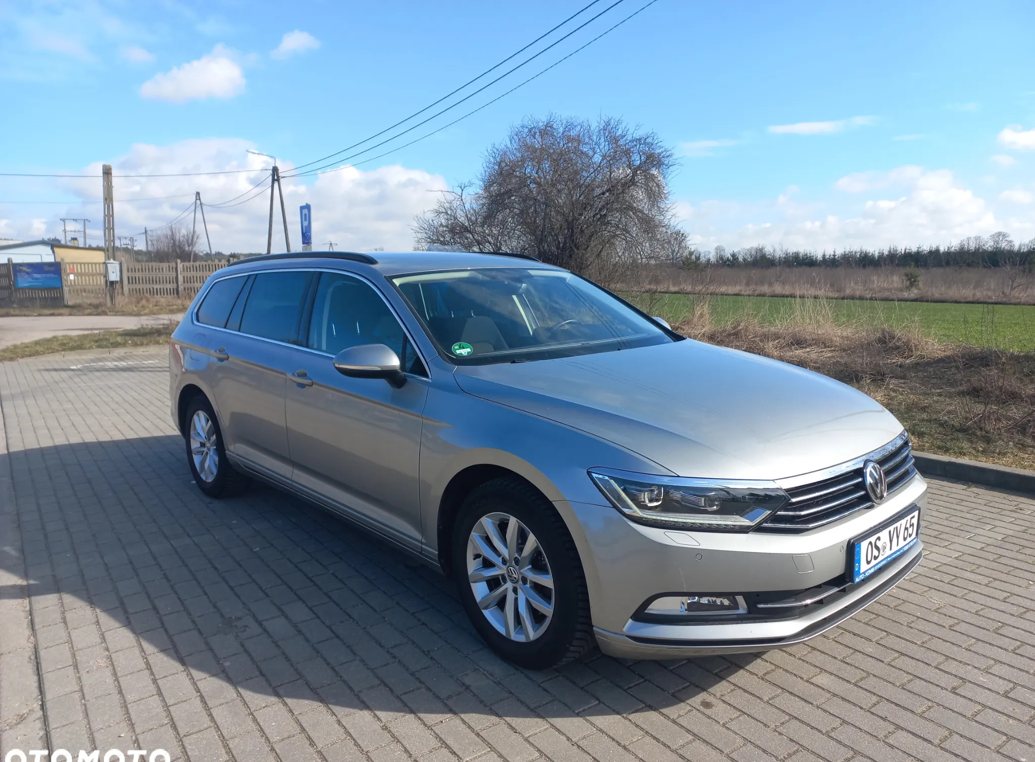Volkswagen Passat cena 57900 przebieg: 189000, rok produkcji 2015 z Mława małe 154